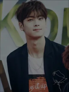 🖤 6514f2c9 live it up orang, pria, laki-laki, potret, korea telegram sticker