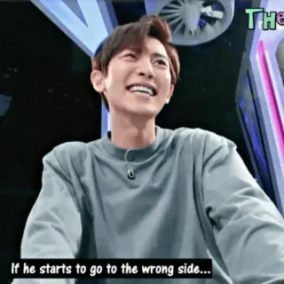 📐 40f5a8ef If he starts to go to the wrong side... personne, souriant, coréen, homme, joyeux telegram sticker