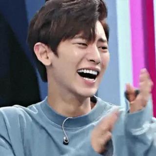 📏 5c54f1fd rire, homme, joyeux, content, excité telegram sticker