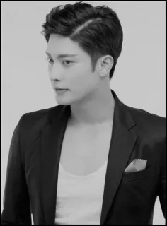 🌑 525845de Mann, Porträt, Schwarzweiß, Anzug, attraktiv telegram sticker