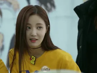 🥂 c16316d1 JJaBa coreano, donna, persona, ritratto, femminile, viso telegram sticker