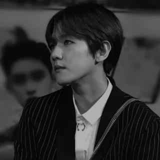 ✒️ 495f256e ritratto, persona, uomo, bianco e nero, pensieroso, coreano, idolo whatsapp sticker