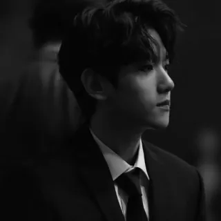 ✒️ 6643567e ritratto, uomo, completo, bianco e nero, persona, formale whatsapp sticker