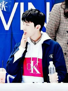 ✔️ 2f2406a5 telegram sticker