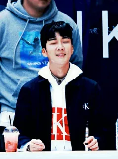 ✔️ 594ff345 telegram sticker