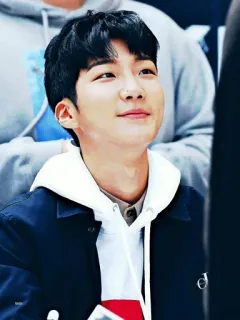 ✔️ f45fa8f2 telegram sticker