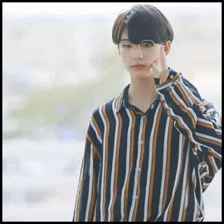 ✨ 59a5f44a persona, retrato, gafas, rayas, asiático, hombre whatsapp sticker