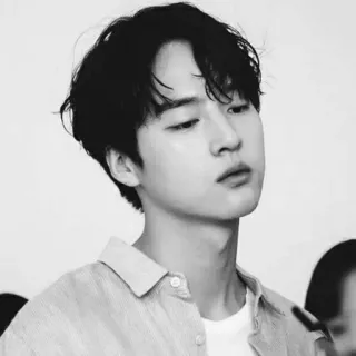 🕸 62a438ab chân dung, người đàn ông, người, trắng đen, Hàn Quốc, diễn viên whatsapp sticker