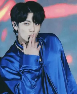 🕸 2c9c80ab K-pop, zanger, artiest, blauw overhemd, muziek, Koreaans, boyband telegram sticker