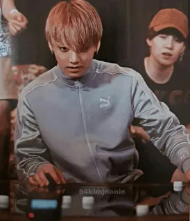 🕸 5c718347 94kimjoonie telegram sticker