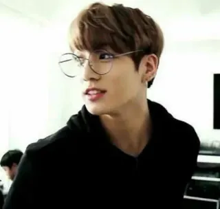 🕸 d49a1f2d Jungkook K-pop, BTS, bril, zanger, idool, portret telegram sticker