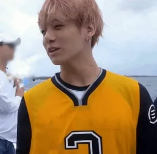 🕸 d5ff625e Jungkook Persoon, Man, K-Pop, Zanger, BTS telegram sticker