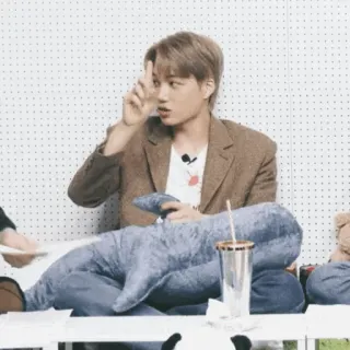 🥂 38827cc9 Kai певец, артист, kpop, айдол, артист, корейский, мужчина telegram sticker