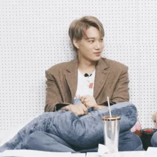 🥂 56d4e17e Kai K-pop, Айдол, Певец, Exo, Кай, Ким Чонин telegram sticker