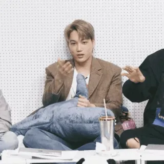 🥂 ebd38583 telegram sticker