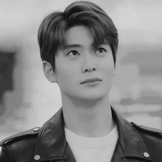 ▪️ 34deec9f Ritratto, Uomo, Giacca di pelle, Bianco e nero, Persona, Guardando in alto whatsapp sticker