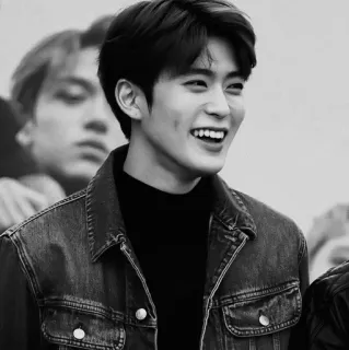 ▪️ dc05a6f1 uomo, sorriso, ritratto, persona, bianco e nero whatsapp sticker