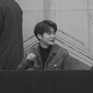 ▪️ f3aaad70 uomo, ritratto, bianco e nero, persona, giacca, coreano whatsapp sticker