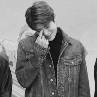 ▪️ fdbd6bff persona, dito medio, gesto, giubbotto di jeans whatsapp sticker