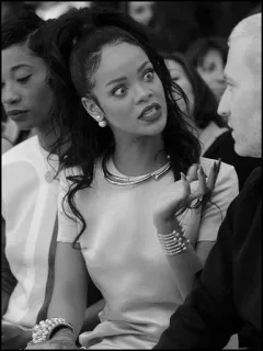 🔗 b345c0dd Rihanna celebrity, woman, singer, pop star, fashion, expression telegram sticker