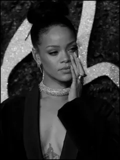 🗝 e0f2e8f3 Rihanna Rihanna, singer, celebrity, fashion, portrait telegram sticker