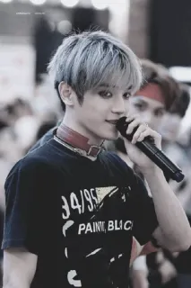 🕸 4bfe6d61 34/95
PAINT, BLICK K-pop, penyanyi, mikrofon, mode, potret, gaya telegram sticker