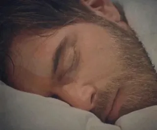 💱 819b3d15 спящий, мужчина, крупный план, лицо, кровать, подушка telegram sticker