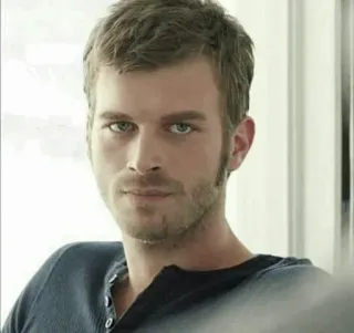 💱 fc981188 Мужчина, Портрет, Актер, Мужской, Турецкий актер telegram sticker