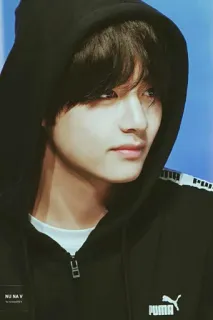 💸 8be01624 V NU NA V K-pop, BTS, V, Kim Taehyung, piosenkarz, artysta telegram sticker