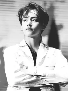 🥀 167d90a1 V V, BTS, K-pop, cantante, ídolo, moda telegram sticker