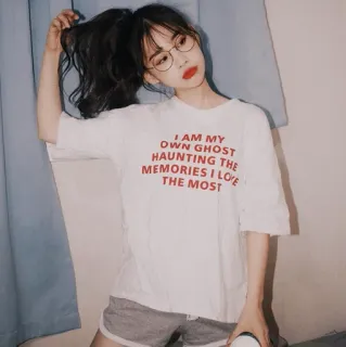 🕸 ebe7d8c4 I AM MY OWN GHOST HAUNTING THE MEMORIES I LOVE THE MOST frau, brille, t-shirt, geist, erinnerungen, heimsuchung telegram sticker