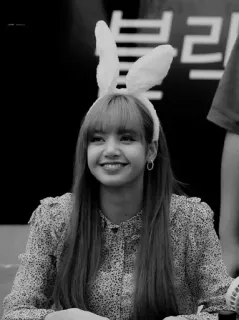 ◽️ fcf3515a Lisa лиса, kpop, айдол, blackpink, певица, заячьи ушки, корейский whatsapp sticker