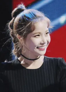 🍭 77dda962 femme, portrait, souriant, personne, célébrité, coréenne, femme telegram sticker