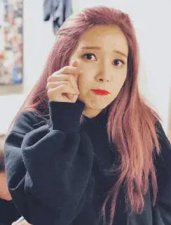 🍭 d26b69b8 femme, cheveux roux, cheveux longs, K-pop, mignon, jolie, coréen, asiatique telegram sticker