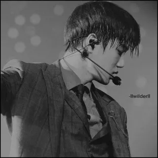 🕊 2a8f454f -llwilderll người đàn ông, Hàn Quốc, áo vest, diễn viên, ca sĩ whatsapp sticker