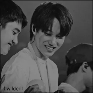 🥂 2eddbfbe -llwilderll người, ca sĩ, nghệ sĩ biểu diễn, K-pop, âm nhạc whatsapp sticker