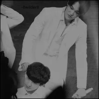 🥂 8088f275 -ilwilderll whatsapp sticker