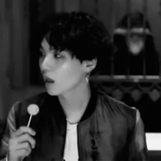 ♾ 233bebdc persona, piruleta, chaqueta, blanco y negro whatsapp sticker