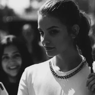 🖇 2feb2ebe ผู้หญิง, ภาพบุคคล, คน, เด็กผู้หญิง, โซ่, ขาวดำ telegram sticker