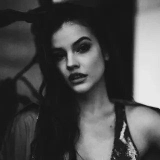 🌚 94e90abc ผู้หญิง, ภาพเหมือน, นางแบบ, ขาวดำ, ความงาม, คน telegram sticker