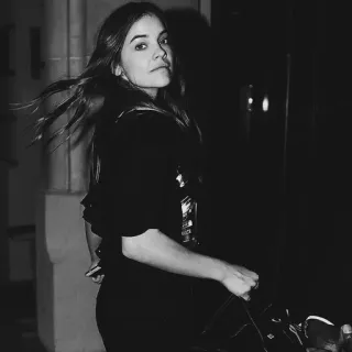 🌚 b627ad2e ผู้หญิง, ภาพเหมือน, ขาวดำ, คน, ผู้หญิง, ผม telegram sticker