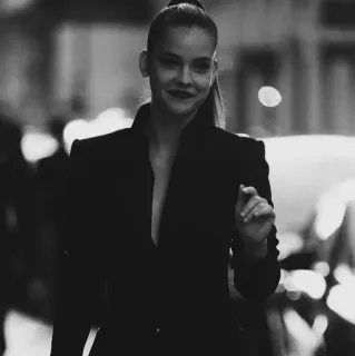 🕊 c78f0d97 ผู้หญิง, ภาพเหมือน, นางแบบ, แฟชั่น, ขาวดำ telegram sticker