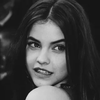 🕊 db87447f ผู้หญิง, ภาพเหมือน, ขาวดำ, ใบหน้า, นางแบบ telegram sticker