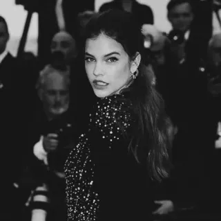 🕊 f53f1a26 ผู้หญิง, นางแบบ, แฟชั่น, ภาพเหมือน, สไตล์, ขาวดำ telegram sticker