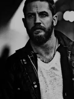 🔚 78ec6e15 Tom Hardy actor, portrait, man, black and white, celebrity whatsapp sticker