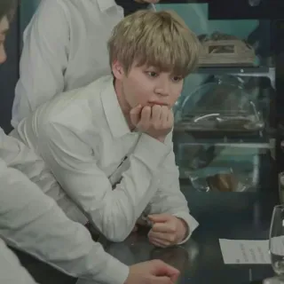 🌚 8d80d207 telegram sticker