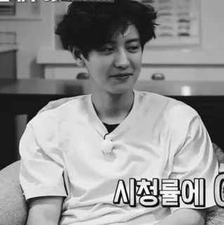 🕸 4cbc533f 사청물에 coréen, texte, expression, homme telegram sticker