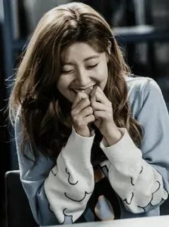 🌚 77c339a0 Frau, lächelnd, Porträt, fröhlich, Person telegram sticker