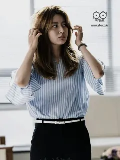 🌚 9c856f98 www.sbs.co.kr Frau, Asiatin, Streifen, Bluse, Rock telegram sticker