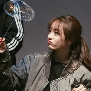 ✖️ cca1f17d ผู้หญิง, เกาหลี, เด็กผู้หญิง, เอเชีย, ภาพเหมือน, หางม้า telegram sticker